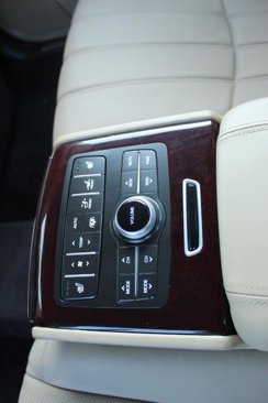 Used 2012 Hyundai Equus Signature image 28