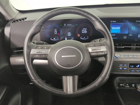Used 2024 Hyundai Kona SEL image 16