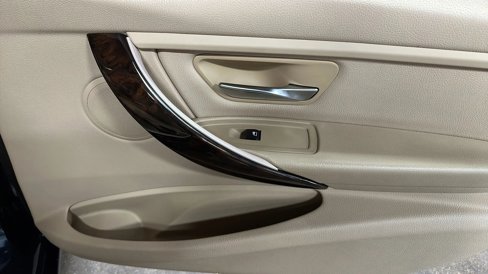 Used 2015 BMW 320i xDrive Sedan image 17