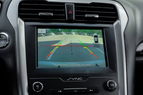 Used 2020 Ford Fusion SEL image 27