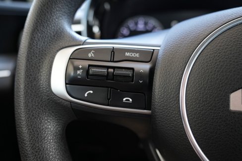 Used 2023 Kia K5 LXS image 13
