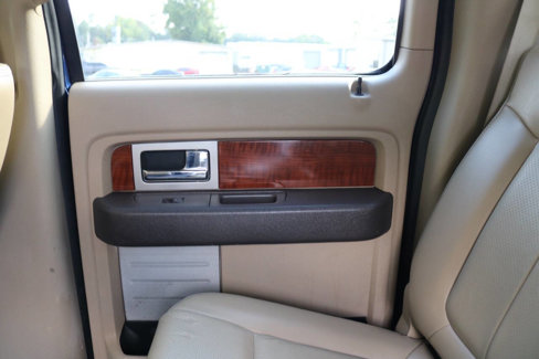 Used 2010 Ford F150 Lariat image 39