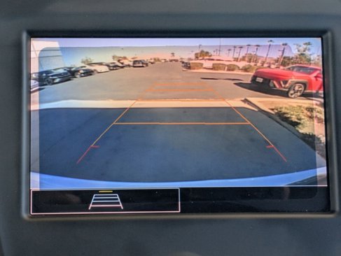 Used 2023 Chevrolet Equinox LT image 28