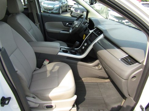 Used 2012 Ford Edge SEL image 19