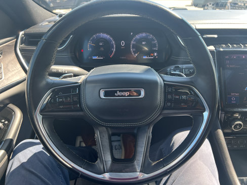 Certified 2022 Jeep Grand Cherokee L Overland w/ Luxury Tech Group IV image 34