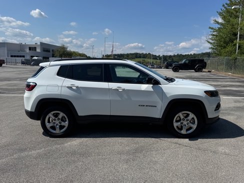 Certified 2024 Jeep Compass Latitude image 7