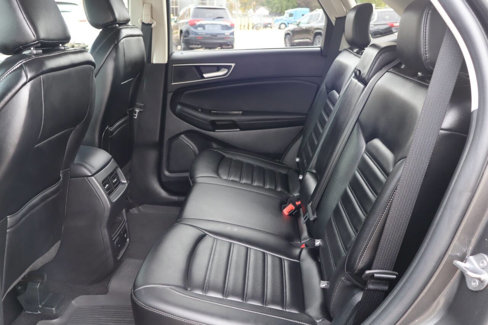 Used 2020 Ford Edge SEL w/ Convenience Package image 14