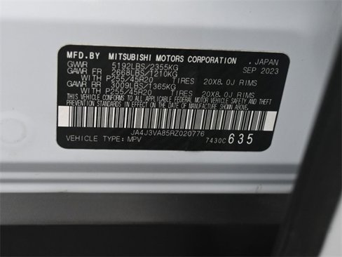 Used 2024 Mitsubishi Outlander SE image 18