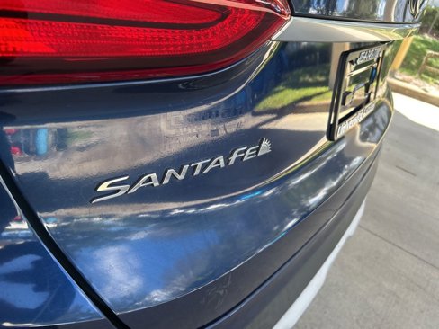 Used 2019 Hyundai Santa Fe SE image 15
