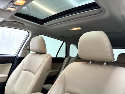 Used 2018 Subaru Outback 2.5i Limited image 11