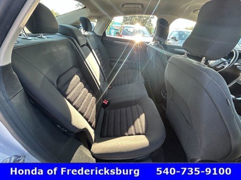 Used 2017 Ford Fusion SE image 34