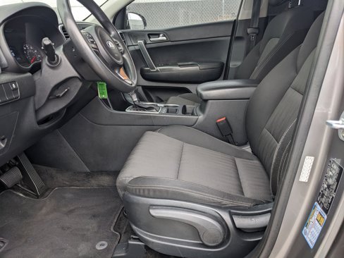 Used 2017 Kia Sportage LX image 17
