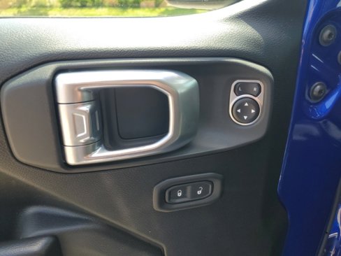 Used 2020 Jeep Wrangler Unlimited Sport S image 9