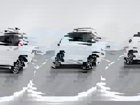 Used 2022 GMC Terrain Denali image 9