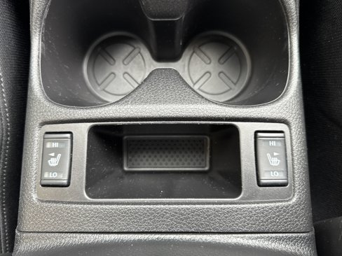Used 2022 Nissan Rogue Sport SV w/ Technology Package image 14