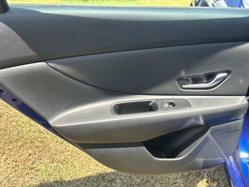 Used 2024 Hyundai Elantra SEL w/ Convenience Package image 21