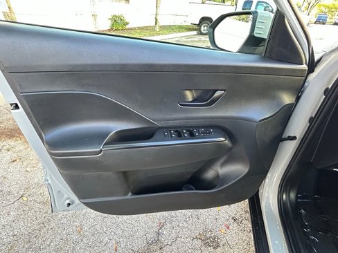 Used 2024 Hyundai Kona SEL image 16
