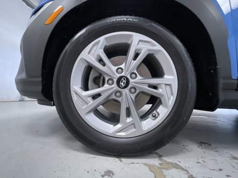 Used 2022 Hyundai Kona SEL w/ Cargo Package image 15
