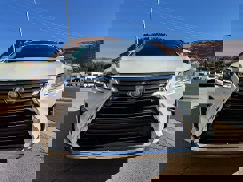 Used 2019 Lexus RX 450h AWD image 15