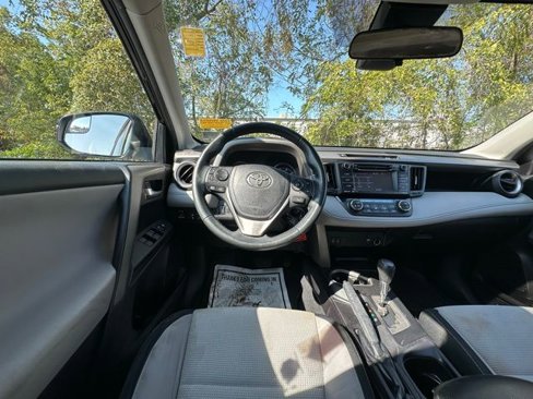 Used 2017 Toyota RAV4 XLE image 16