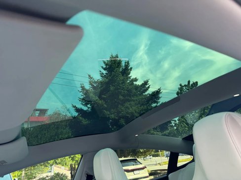 Used 2024 Tesla Model 3 Performance image 29