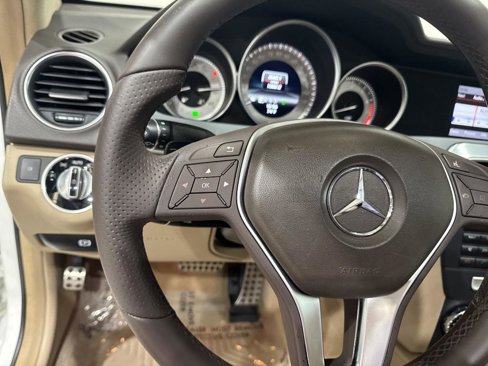Used 2013 Mercedes-Benz C 250 Coupe image 30