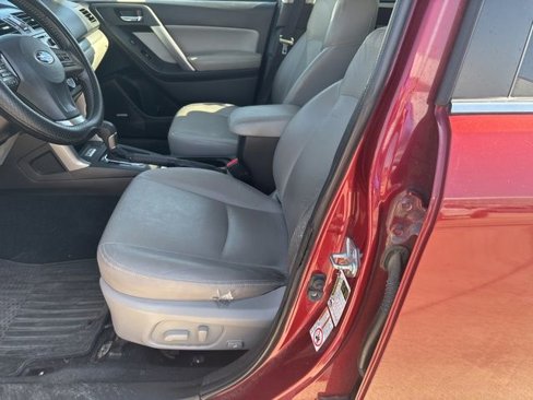 Used 2015 Subaru Forester 2.5i Touring w/ Popular Package #2 image 9