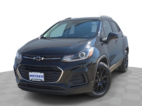 Certified 2022 Chevrolet Trax LT w/ Midnight Edition image 1