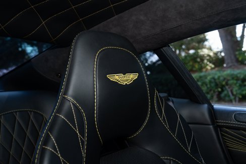Used 2018 Aston Martin Vanquish S image 22