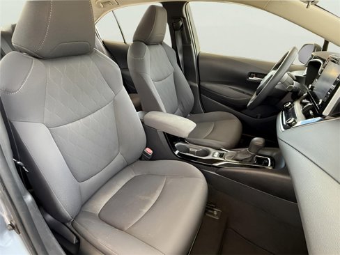 Used 2020 Toyota Corolla LE image 45