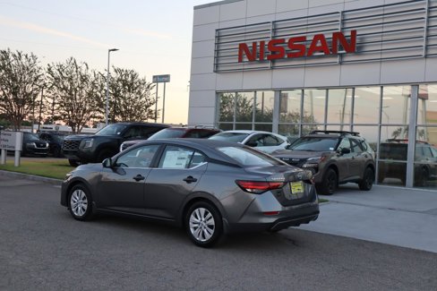 New 2025 Nissan Sentra S image 4
