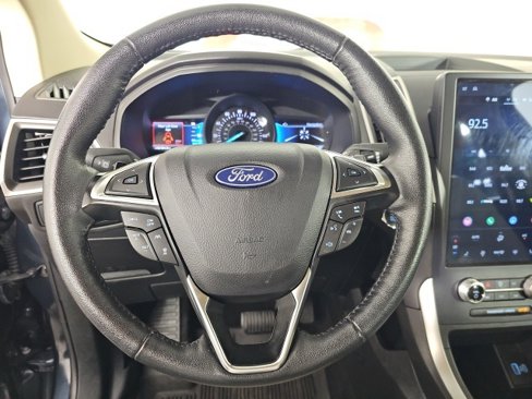 Used 2024 Ford Edge SEL w/ Convenience Package image 13