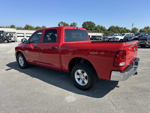 Used 2022 RAM 1500 Classic SLT image 6