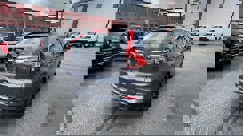 Used 2015 Honda CR-V LX image 8