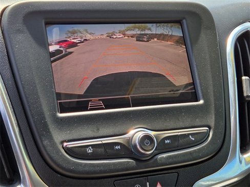 Used 2022 Chevrolet Equinox LT image 30