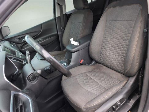 Used 2021 Chevrolet Equinox LT image 16