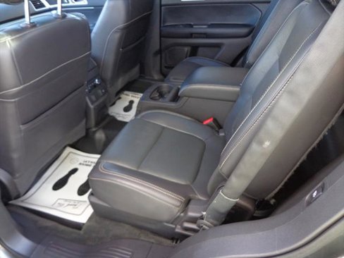 Used 2015 Ford Explorer Sport w/ Equipment Group 401A image 7