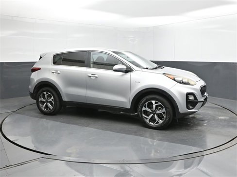 Used 2020 Kia Sportage LX image 17