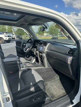 Used 2015 Toyota 4Runner SR5 Premium image 12