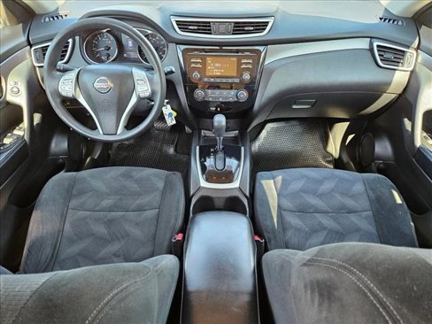Used 2016 Nissan Rogue S image 19
