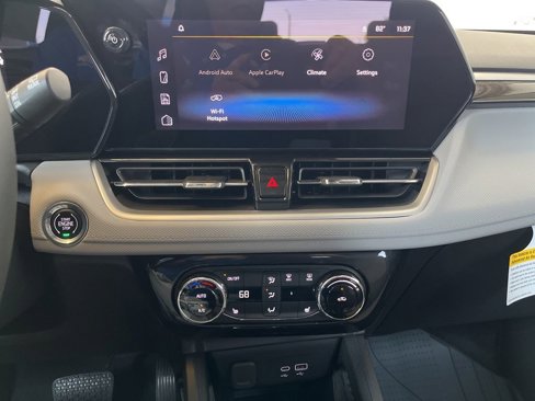 New 2025 Chevrolet TrailBlazer LT w/ Convenience Package image 13