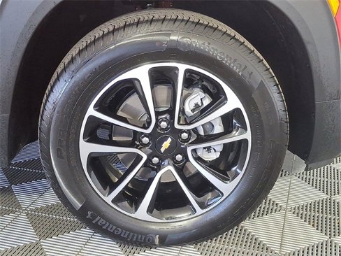 Certified 2026 Chevrolet TrailBlazer LT w/ Convenience Package image 12