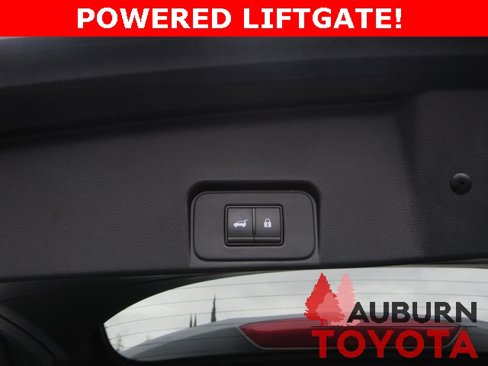 Used 2024 Nissan Rogue SV image 8