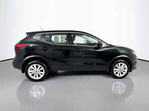 Used 2019 Nissan Rogue Sport SV image 9