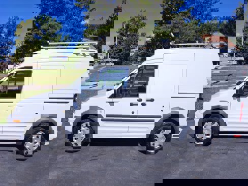 Used 2013 Ford Transit Connect XLT image 1