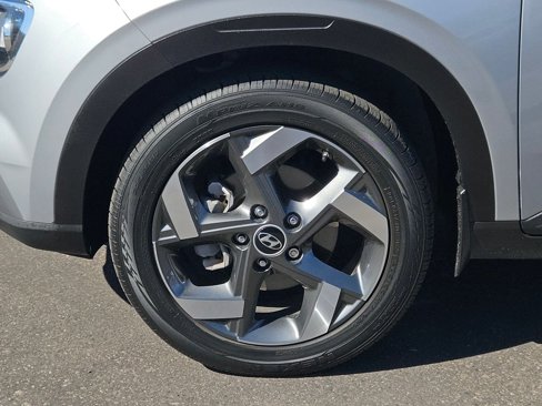 Used 2022 Hyundai Venue SEL image 10