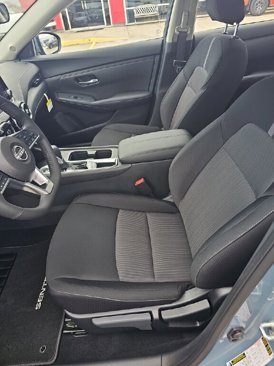 New 2025 Nissan Sentra SV image 5