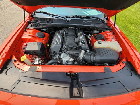 Used 2016 Dodge Challenger R/T Scat Pack w/ Leather Interior Group image 40