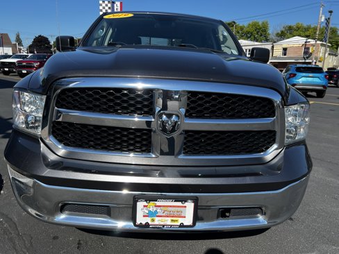 Used 2019 RAM 1500 Classic SLT image 2