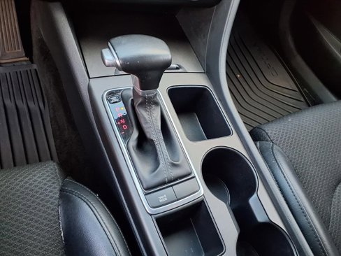 Used 2018 Kia Optima S image 18